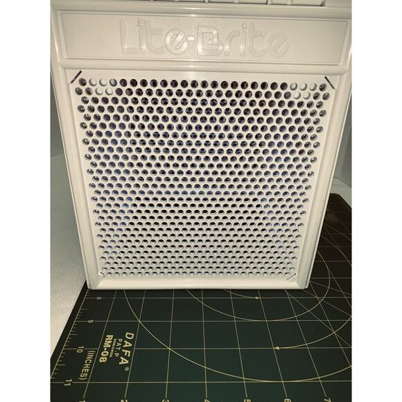 Lite Brite Four Share Cube Some Pattern Sheets Working Battery Operated Pegs EUC - Picture 5 of 13